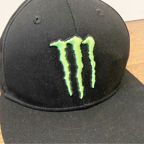 Monster Energy Co. | Men’s Limited Edition Branded Adjustable Baseball Cap OS - Picture 4 of 10